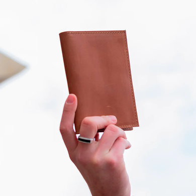 Чехол на паспорт Septima со слотом для карточек светло-коричневый